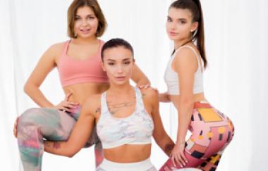 Hazel Dew, Mia Richi, Nata Paradise - The Magic Of Yoga Pants - Lezcuties