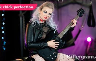 Harleyy Heart - Rock Chick Perfection